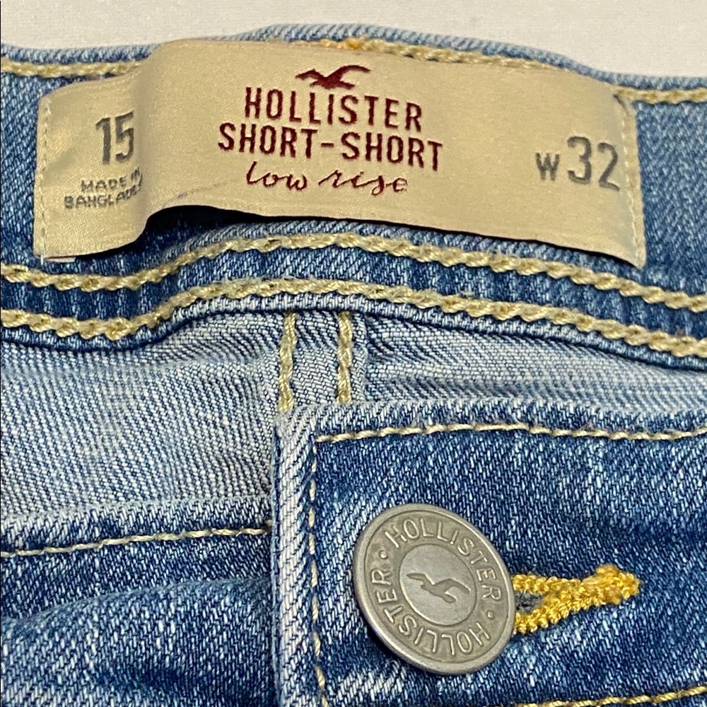 Hollister Short Short Low Rise Junior Size 15 Cuffed Hem Y2K Retro - Picture 5 of 9